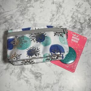 Thirty-One Silver Snowflake Pouch With 2 Zipper Pockets & 1 Open Pocket NWOT